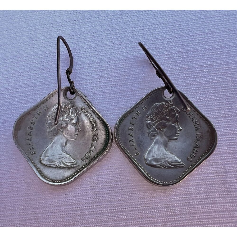 Bahamas Coin Earrings Elizabeth 11 Vintage 1969 Fifteen Cents Square Dangle - Picture 3 of 10